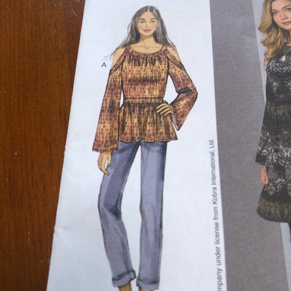 McCalls Pattern M7468 MISSES TUNIC & DRESS Sz 6-14 Nicole Miller Bare Shoulders - Picture 3 of 8